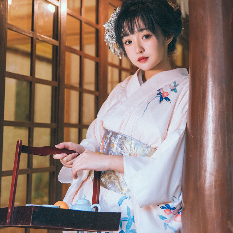 Women Cream Color Blossom Yukata Robe