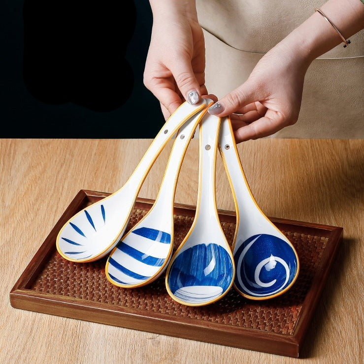 https://www.seigaihaya.com/cdn/shop/files/8-long-handle-ceramic-ladle-3_1445x.jpg?v=1682699405
