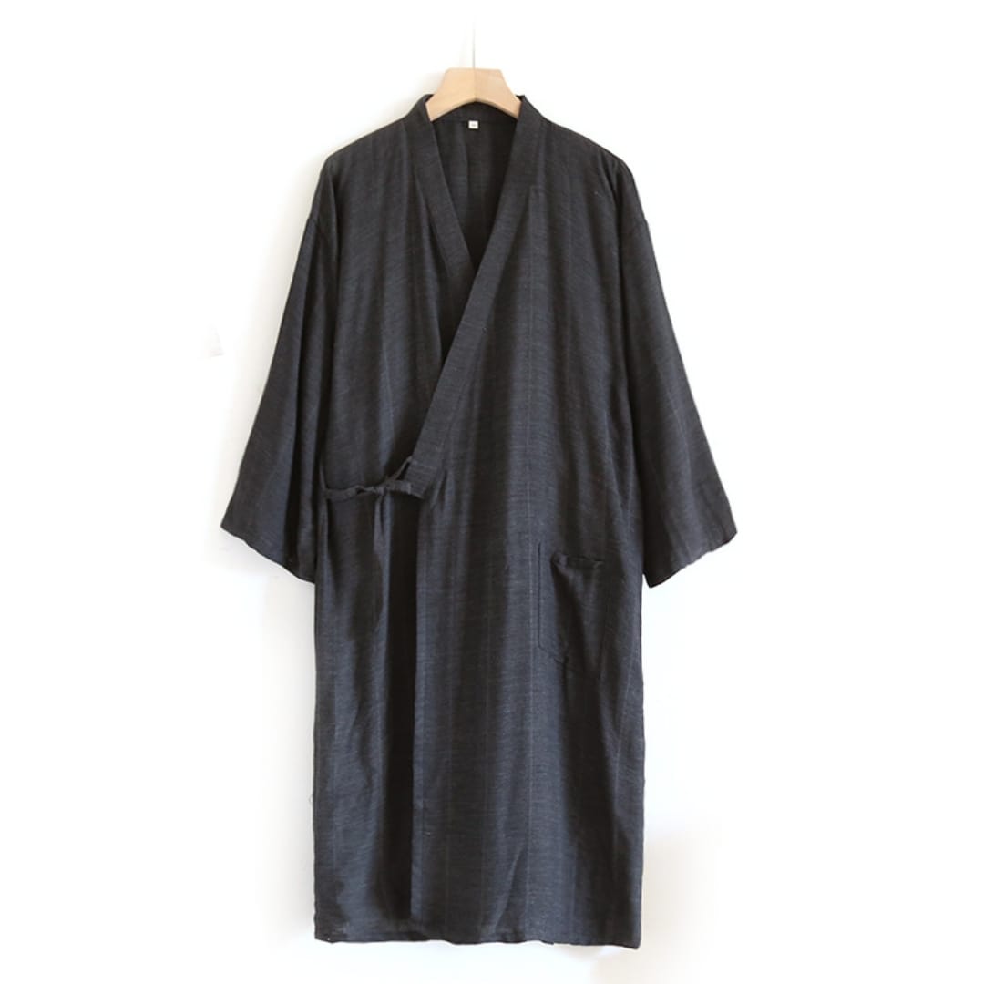 Japanese Yukata Bathrobe | Kimono & Yukata | Seigaihaya.com Black / M Japanese Yukata Bathrobe | Kimono & Yukata | Seigaihaya.com Black / M